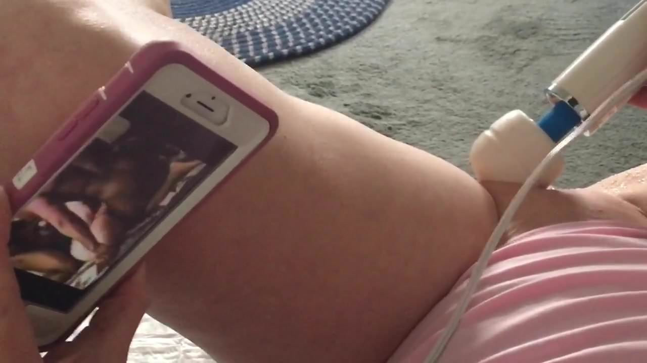 အထူးဆိုတာကတော့ သူတို့ရဲ့ call center ဟာခေါ်ဆိုသူတွေကို